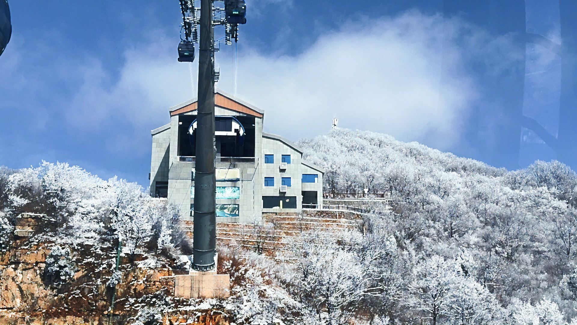 #河南还要再下一场雪# 你期待云台山的雪景吗？[污][污] ​​​
