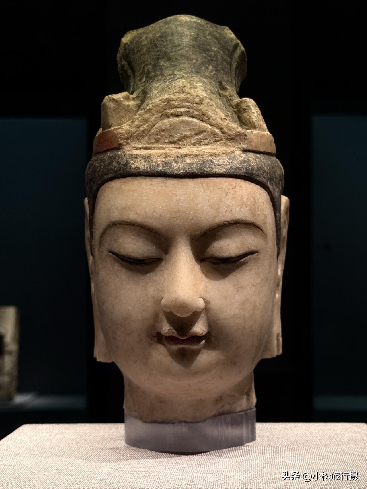 位于石家庄的河北博物院真是个低调的宝藏之地，仅镇馆之宝就将近有十个。 别的不说，