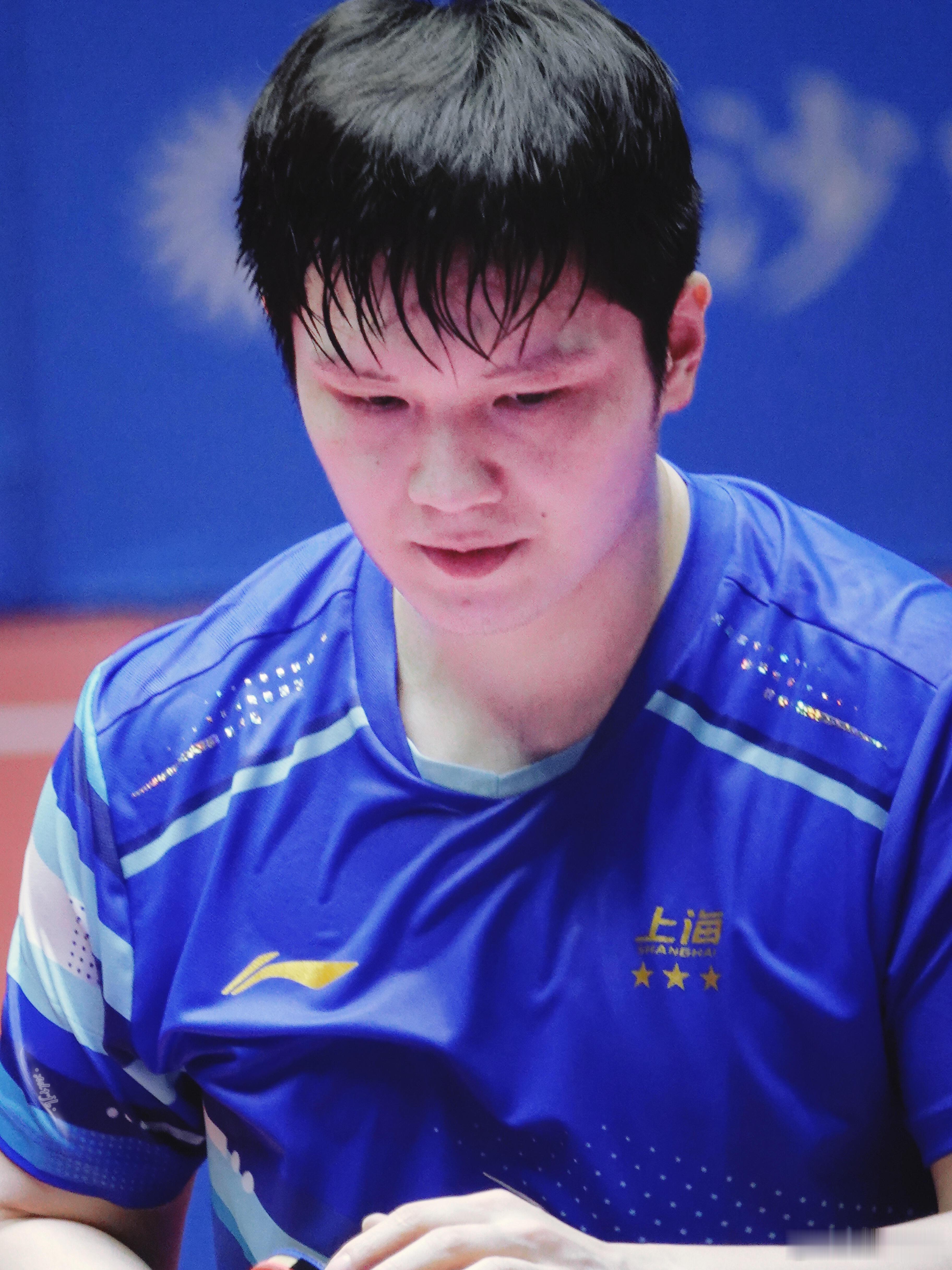 球衣逐渐被打湿🔵【251113】全运男单1/4决赛 