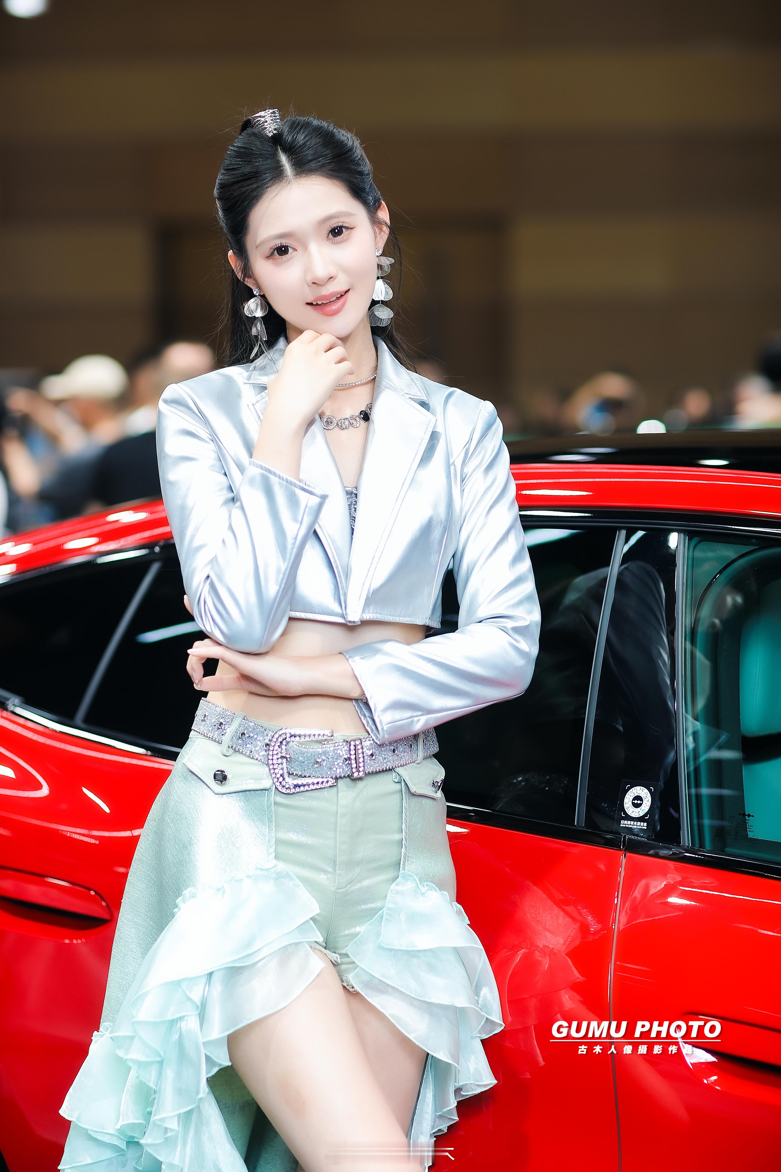 2026成都国际车展方程豹展台模特 2026成都国际车展成都车展 