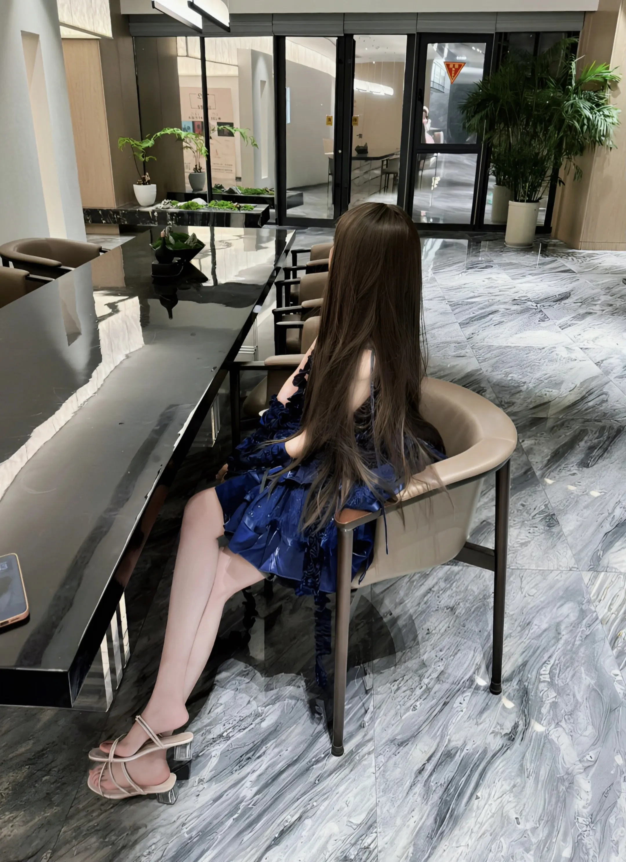 她不是识人不清 被爱包围的她天真的以为每个人都如她一样善良真诚