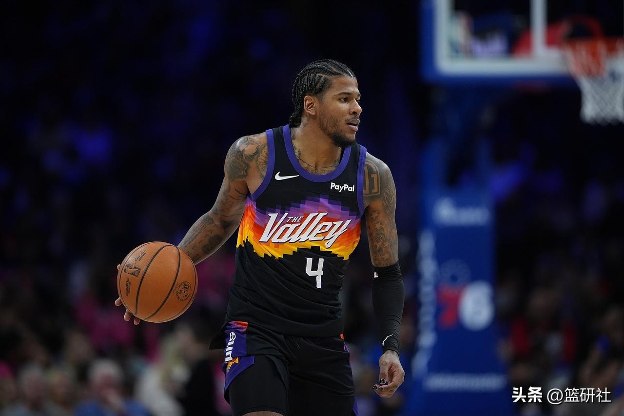 火箭真的庆幸送走杰伦格林，太菜了

近6战场均只有13.8分，投篮命中率29.7