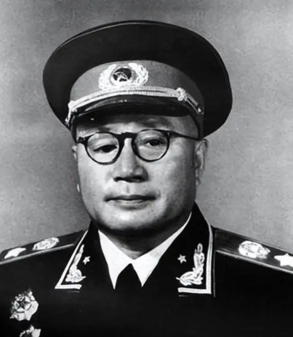 1973年，年迈的刘伯承元帅开始丧失了独立思维能力，并从那年开始，他再也没有离开