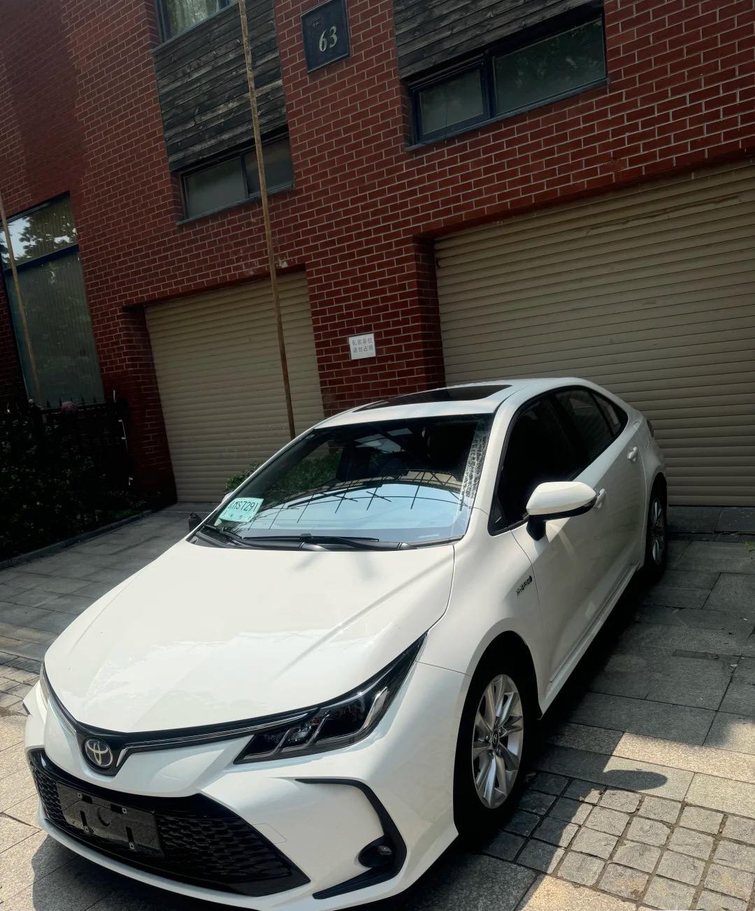 谁买车不想少跑修理厂、加油不心疼啊！丰田就抓准了这点——开五六年除了保养换机油，