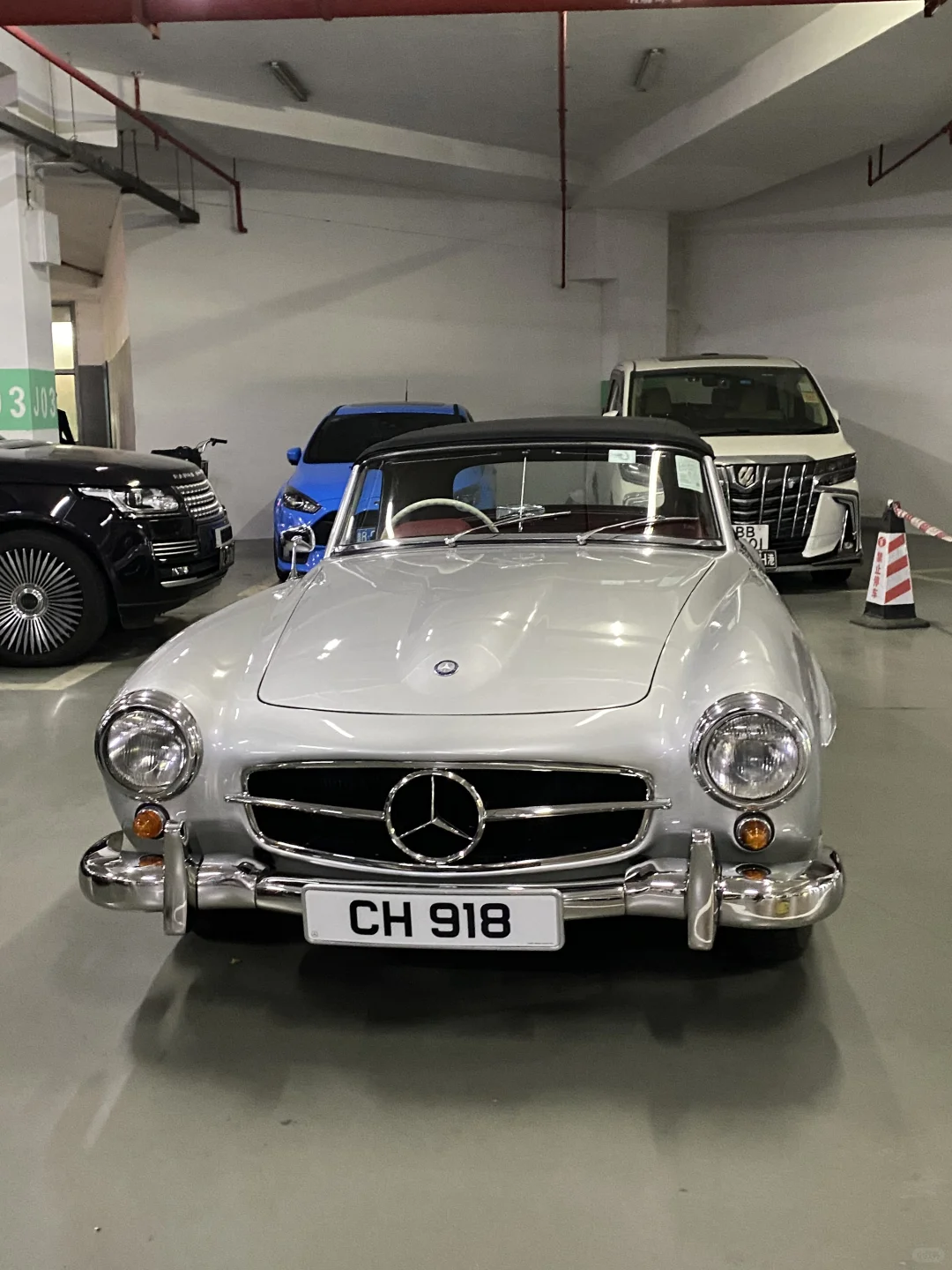 六十年前的艺术品：奔驰190SL