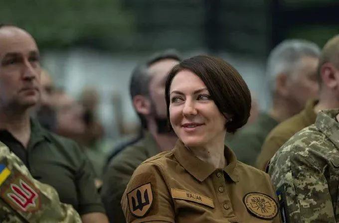 俄媒是这样评价乌克兰军事部门领导层正在发生大规模人事变动 继国防部长阿列克谢·雷