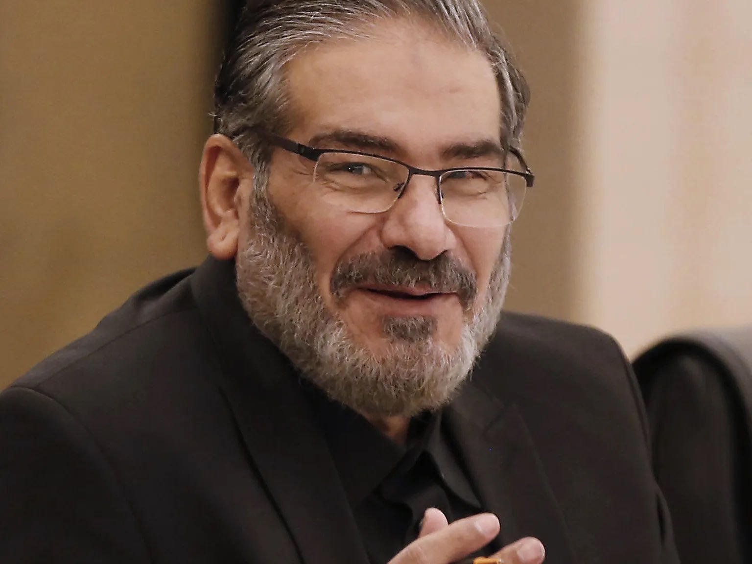 阿里·沙姆哈尼，哈梅内伊最亲信的顾问之一，也是该政权最高级别人物之一，在今日的空