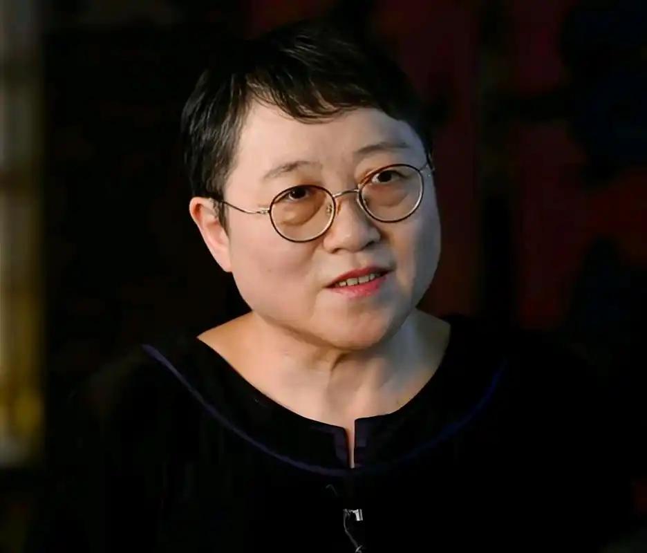 “性学专家”李银河：“人一生最重要的，第一是身体的舒适，第二是精神的愉悦，第三是