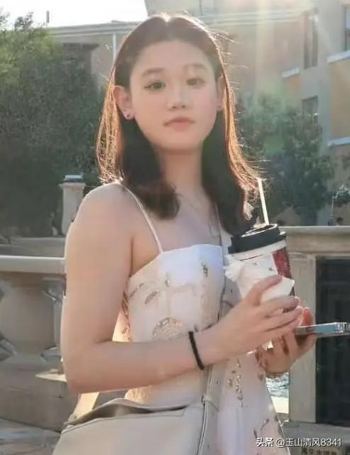 我看世界冠军张家齐这姑娘婚姻观，表面看脸，骨子里算账。这条件有几个男生符合？你们