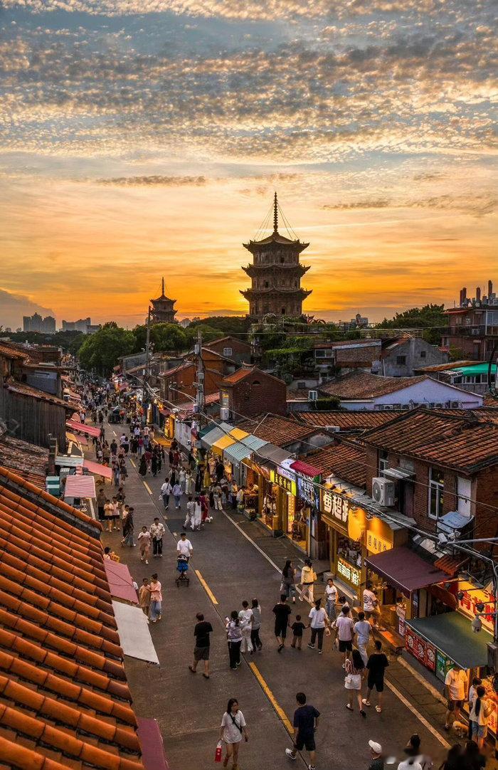 福建人天生自带生意雷达🔥晋江精神燃动全国，福建人凭敏锐嗅觉与实干精神，打造国民