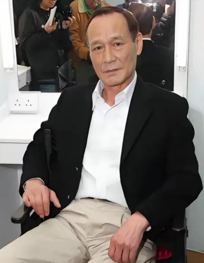 1988年，警察从陈惠敏的家中搜查出2支手枪，200发子弹，就在警察要将陈惠敏带
