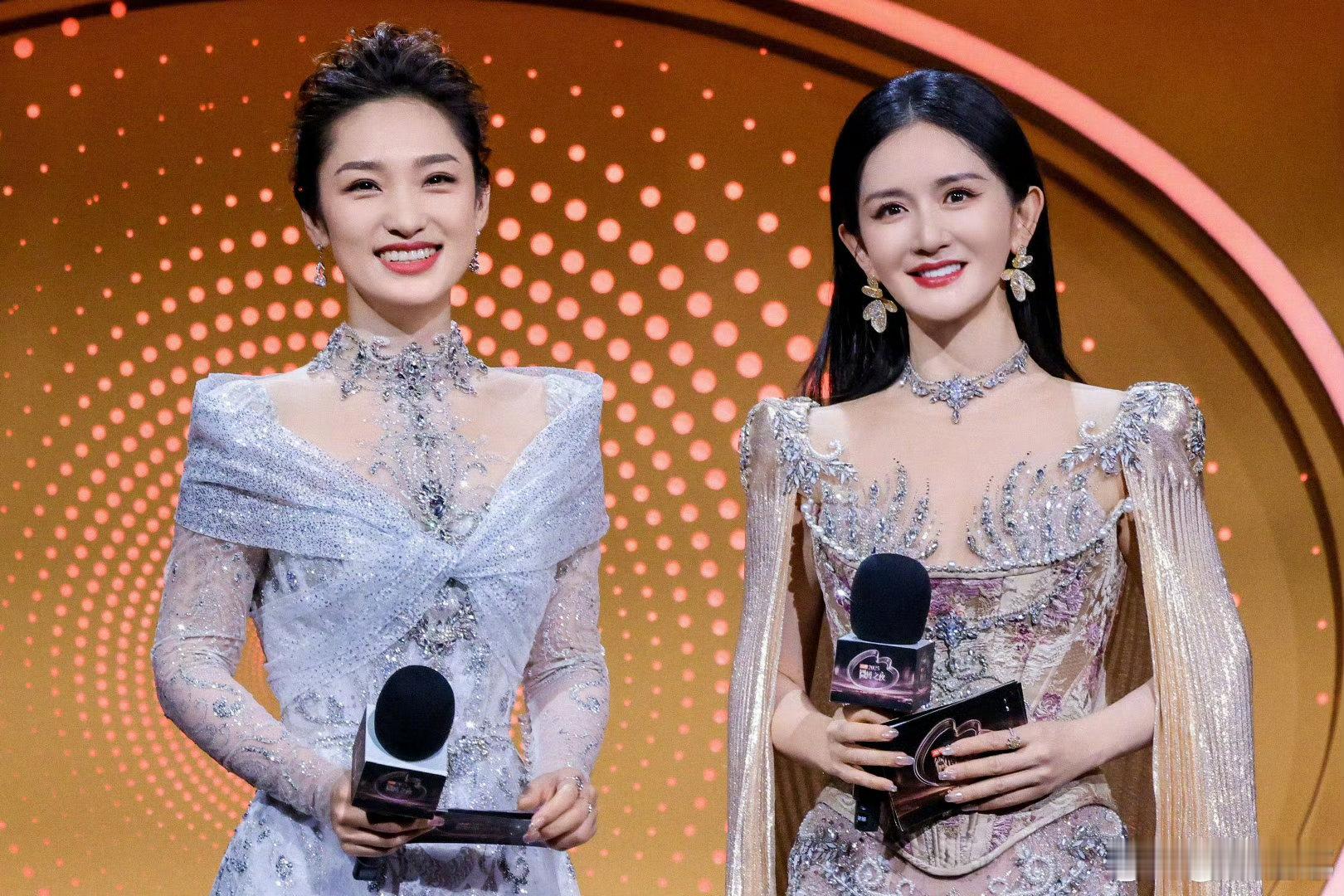 谢娜回应早期艺名 谢娜回应艺名叶子，和喜欢的人做喜欢的工作，真的会一直快乐 