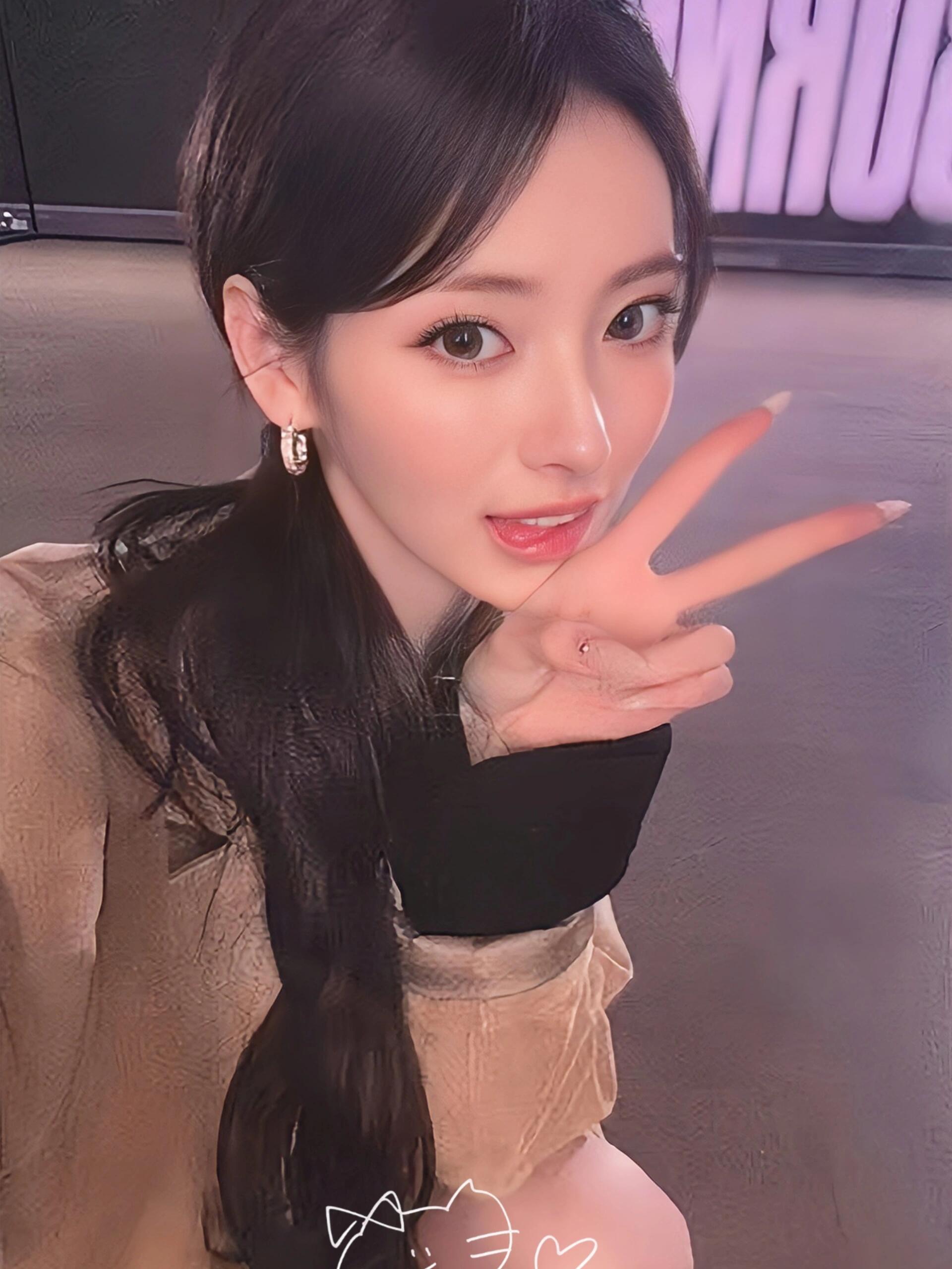 这张真的美 我家满分女Anna….💕（每个整容女都幻想自己的封刀时刻 