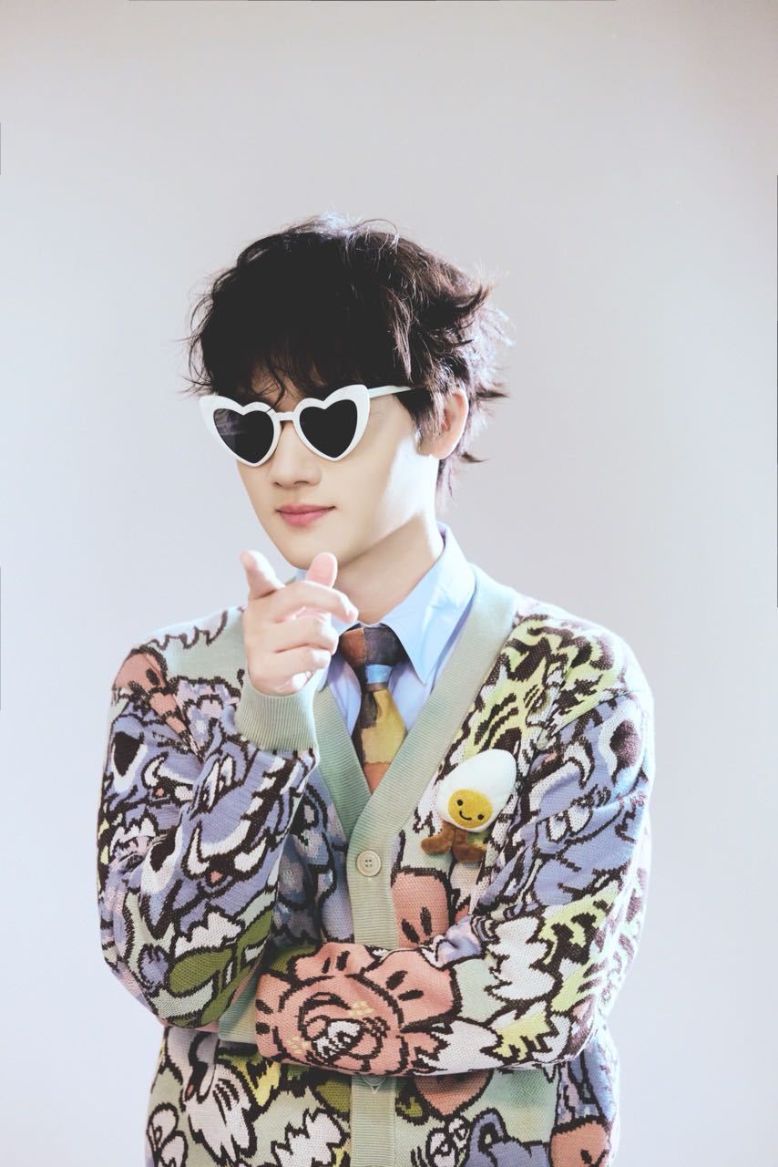 当别人都在聊唱功、聊情感、聊技巧——蒋敦豪默默举手：我觉得，比赛到最后，拼的是身