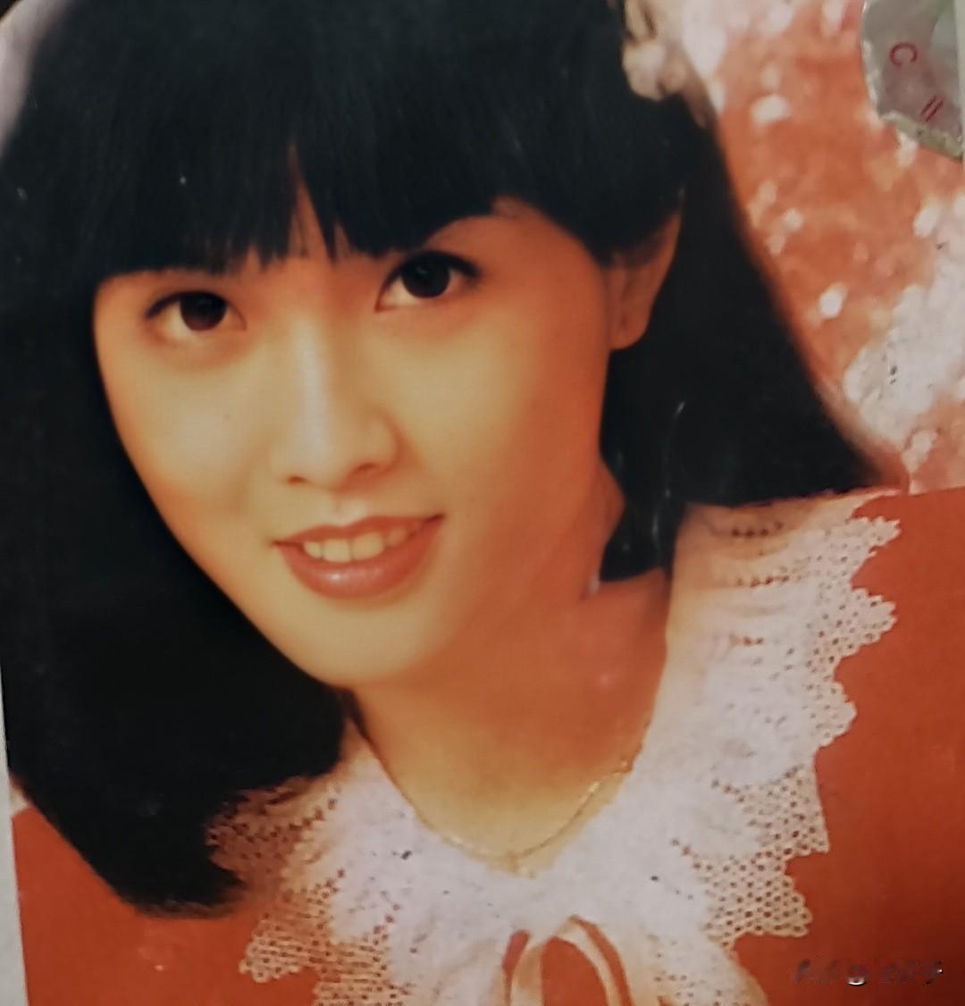 中国音乐史人物之第437位，江玲（B）（1962.9.25一）生于台湾省高雄市。