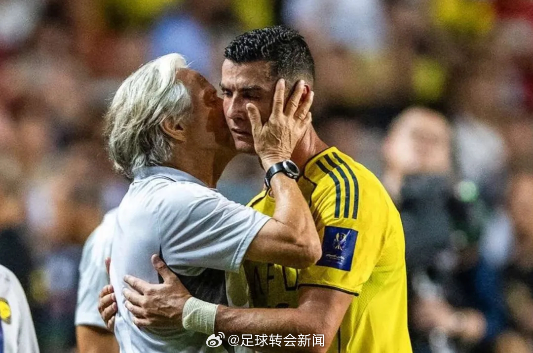 利雅得胜利主帅若热-热苏斯表示，C罗的伤情比预期严重，目前已经前往西班牙接受治疗