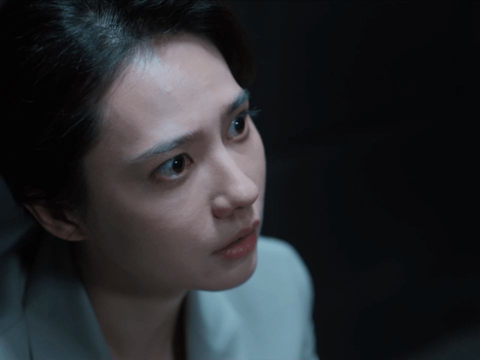 黑夜告白 原声台词最能打动人心，姜珮瑶情绪渲染力极强，细腻演绎乔素清追逐光明却被