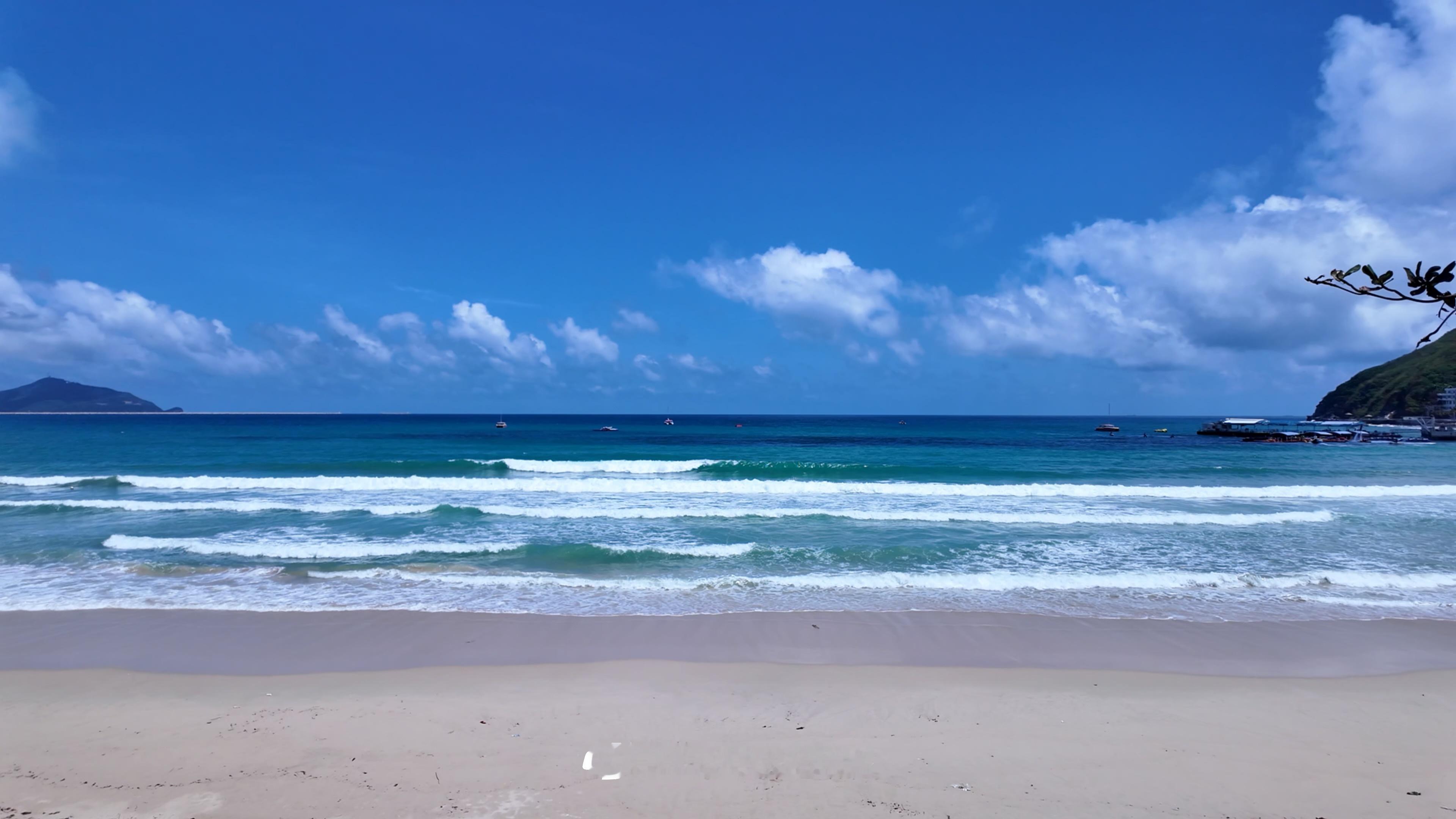 吹海边的风🌊  ​​​