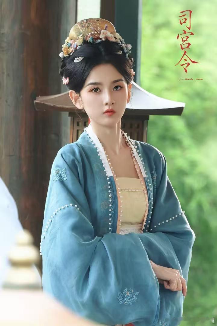 丁禹兮伸手牵宋祖儿司宫令 回看无数遍丁禹兮伸手牵宋祖儿，两人适配感拉满超好磕，期