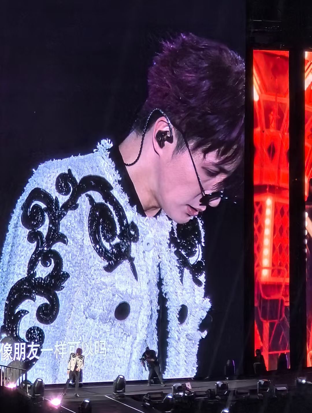 #薛之谦演唱会嘉宾是大鹏#薛老板生日快乐🎂#薛之谦[超话]# ​​​