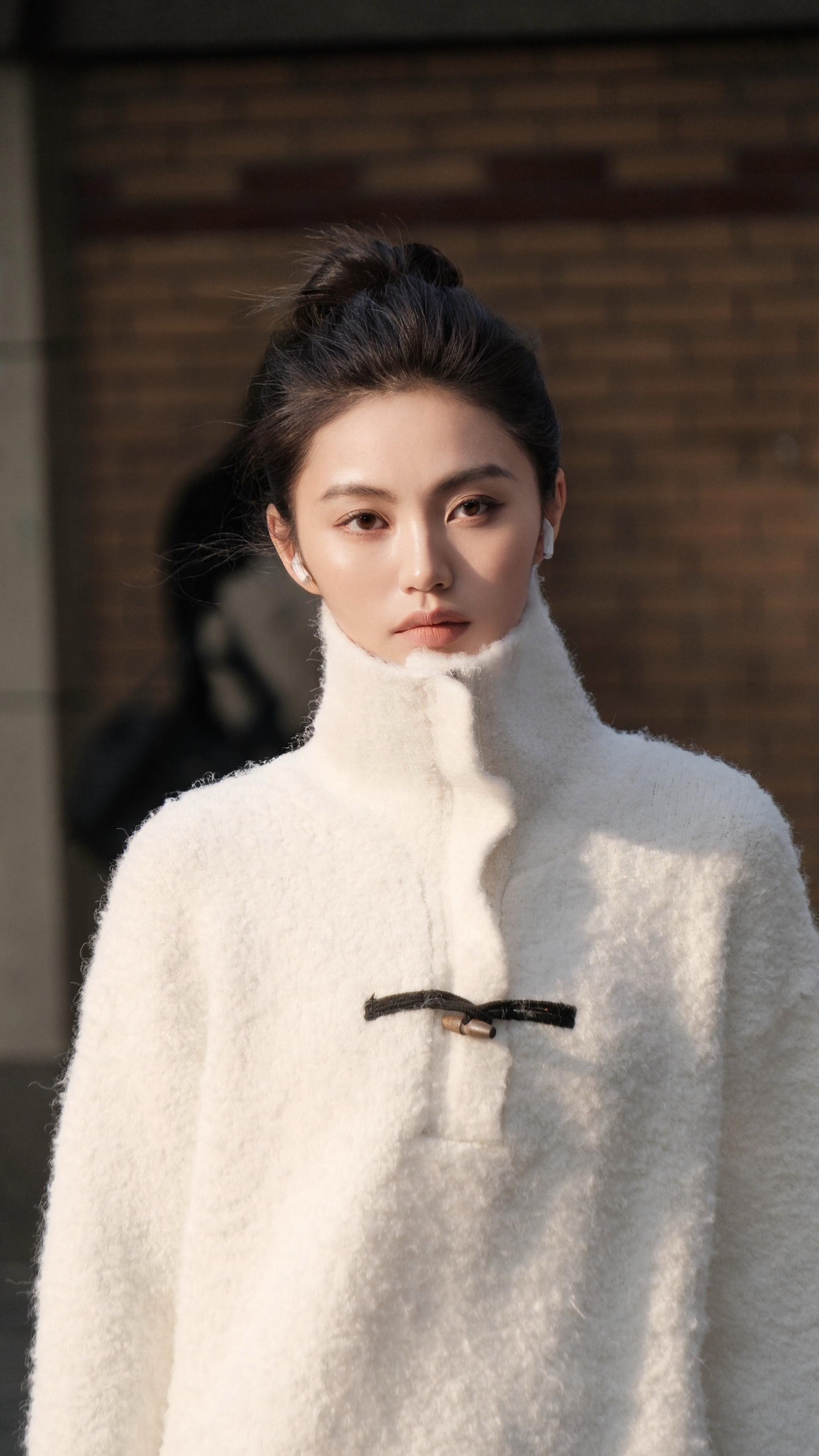 上海街拍。逐渐理解为什么大家都说顶美在上海！！小姐姐们真的一整个高级感！