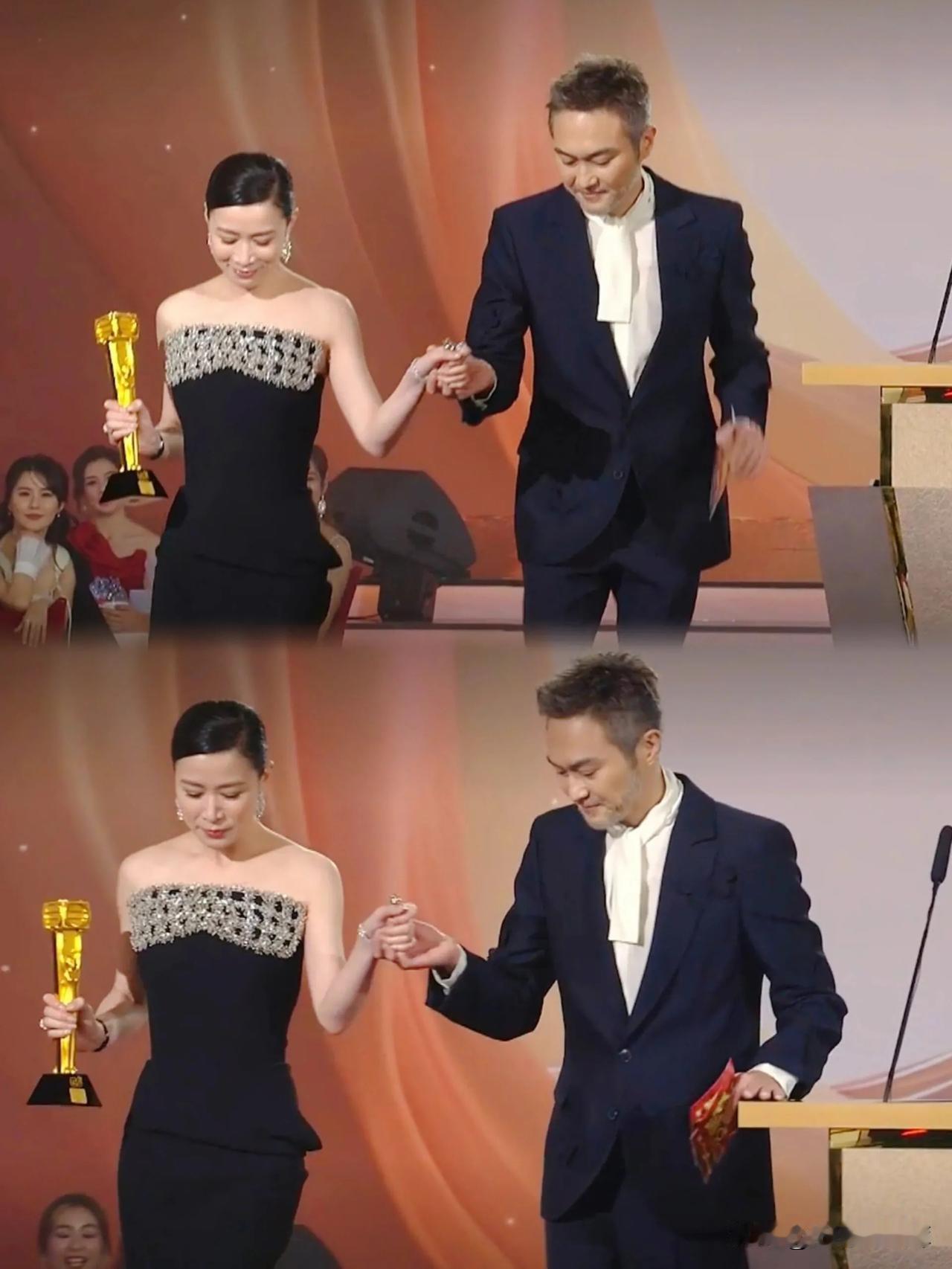 tvb你是懂情怀的。在澳门，佘诗曼获视后，牵出来的是初哥哥张智霖，一秒梦回澳门街