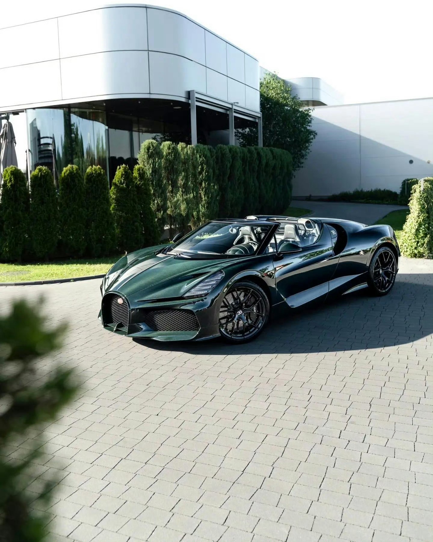 Bugatti W16 Mistral｜布加迪 