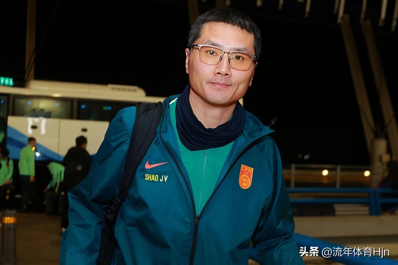 名帅有能！时隔多年，中国男足再度击败世界杯参赛球队。
 
邵佳一执教国足首秀便斩