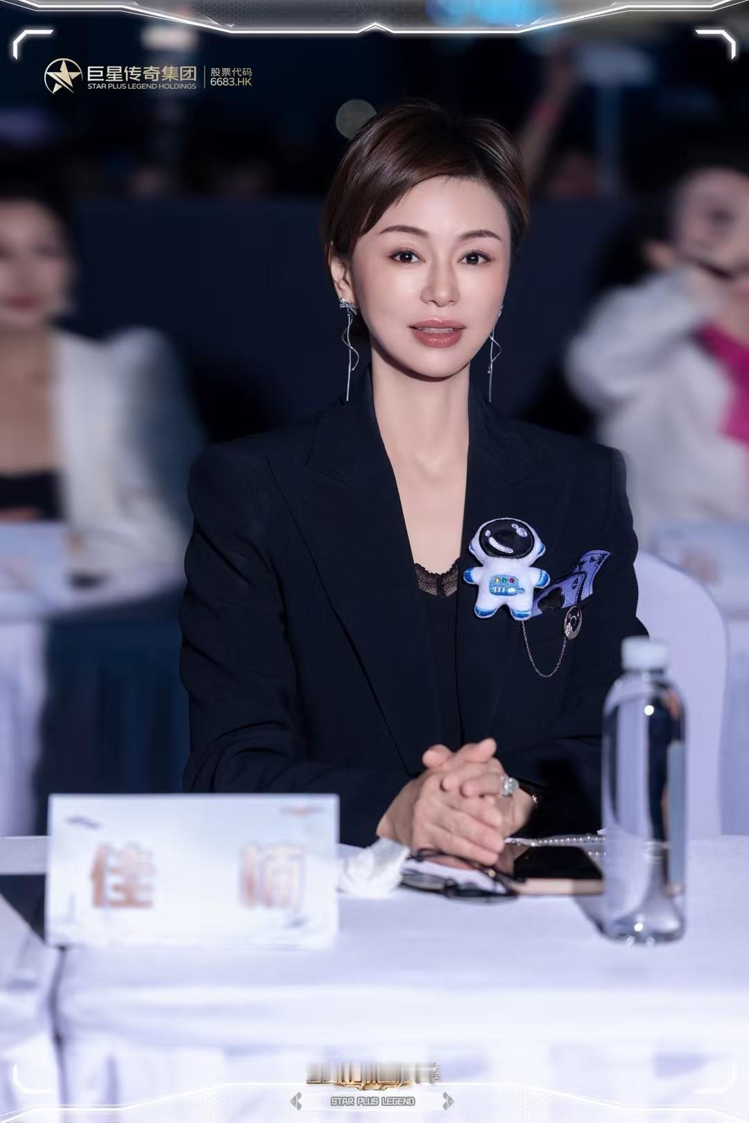 哪里有需求，哪里就有商机。
而人世间最普遍、最持久、最刚需的需求，就是人人都要消