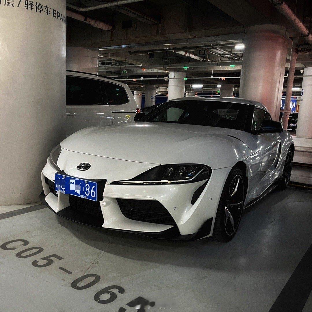 自从宝马卖了换Supra后，来T3就不能停宝马停车区了，虽然都是宝马吧…..还好