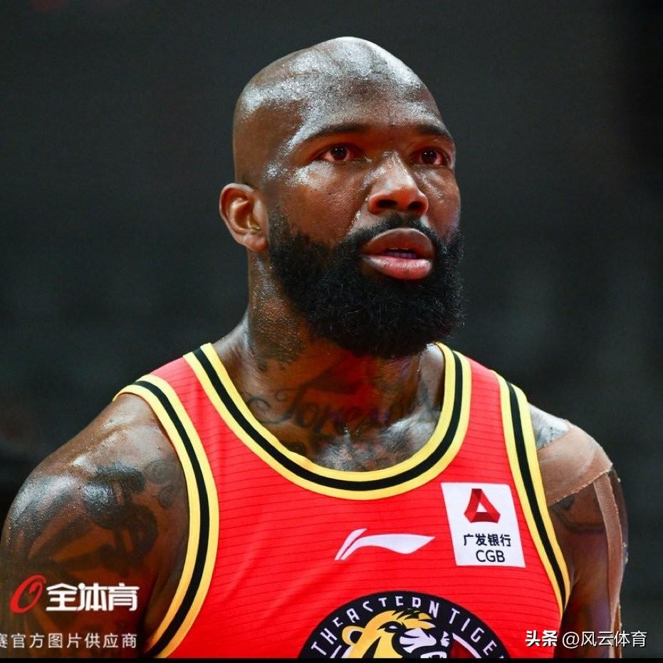 霸气自荐！琼斯喊话CBA：真想赢球就找我，48小时发现8支球队缺我！

刚刚，前
