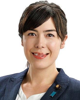 混血儿当真能够改善基因吗？未必如此，经济安全保障大臣是 42 岁的小野田纪美对待