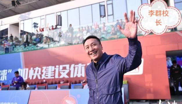 中国男篮大胜喀麦隆国家队，李群校长笑了，他的弟子表现极佳！
      7月24