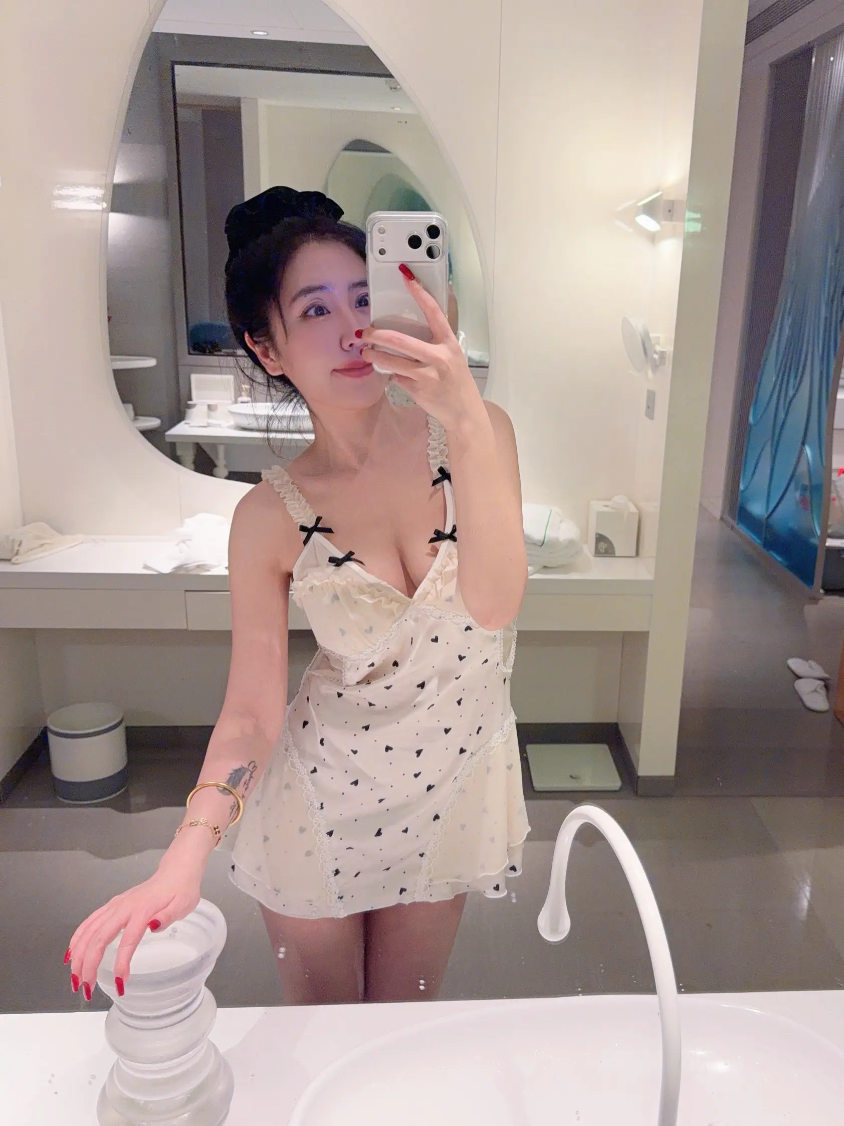 吃很多菠萝是不是会变甜？