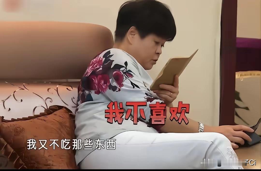 冉莹颖妈妈指责邹市明，她对女儿说，我觉得你一个人真的辛苦，一个人操持那么多，男的