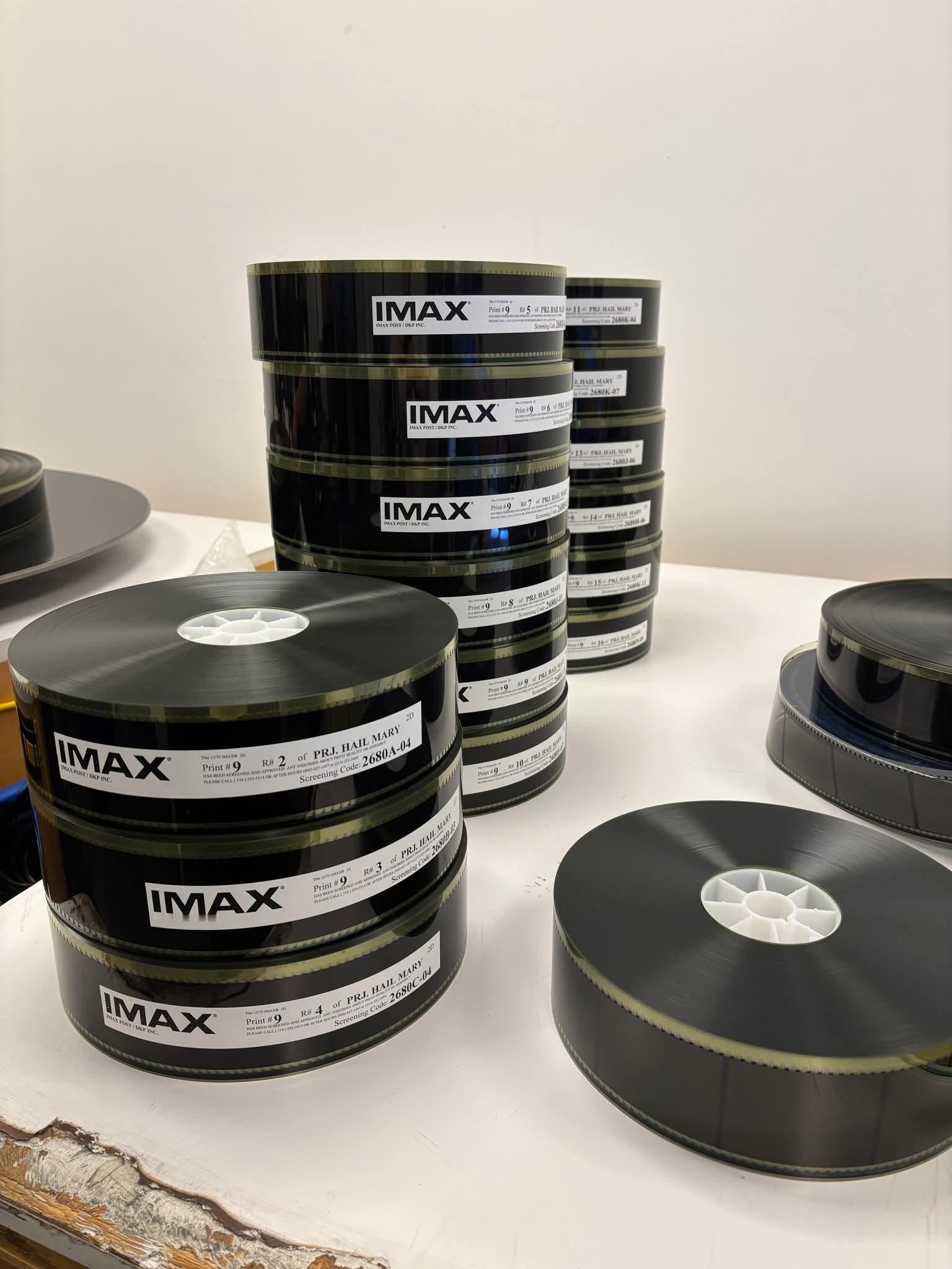 《挽救计划》IMAX 70mm胶片版拷贝，本周末回归放映。 