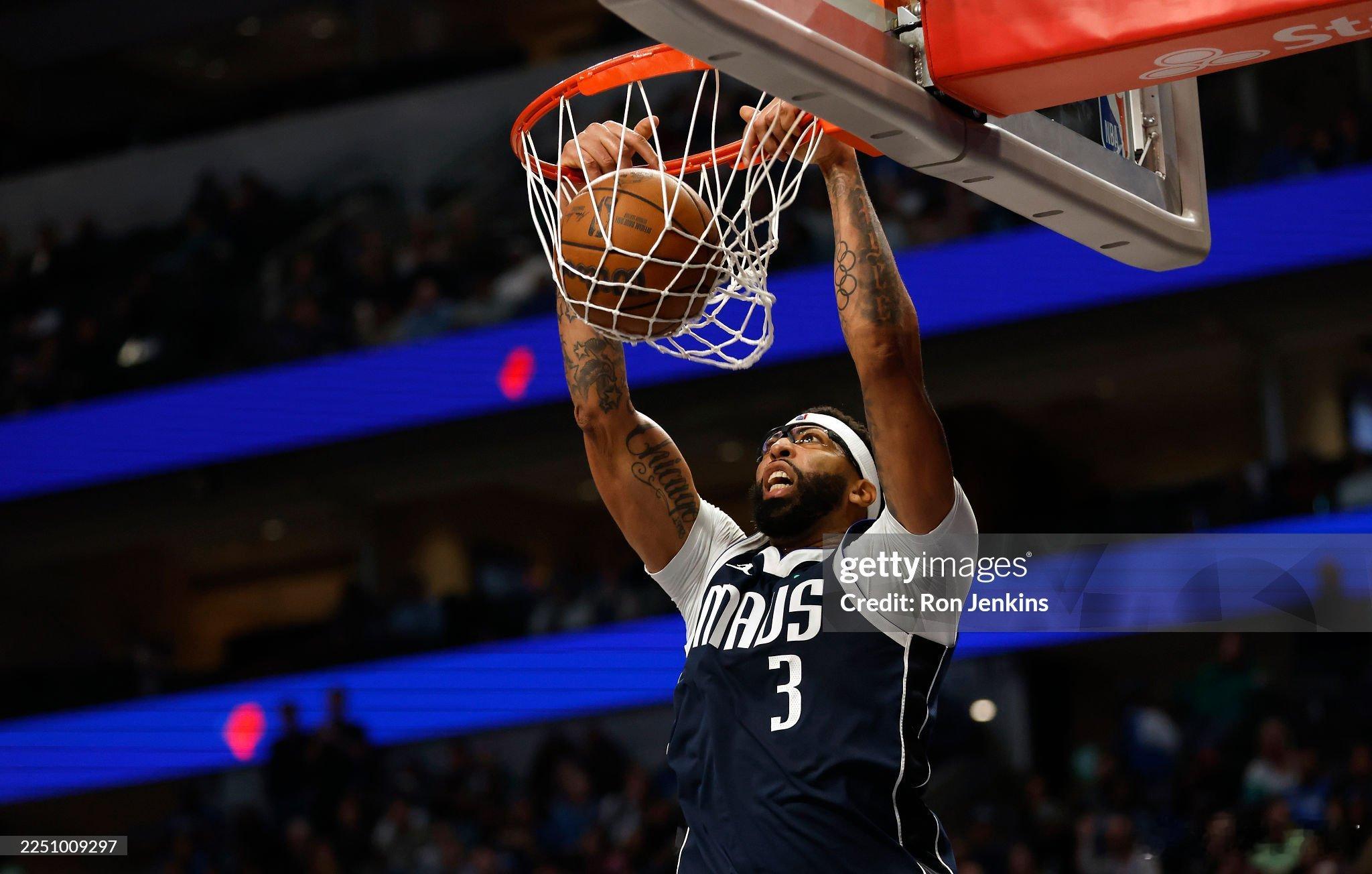 MFFL 基德在赛后接受采访。“弗拉格在上半场表现非常出色，他积极进攻，带动了我