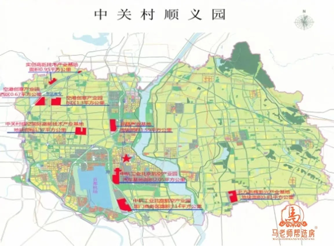 当前，顺义区围绕新能源智能汽车、第三代半导体、航空航天三大产业深化创新产业集群示...