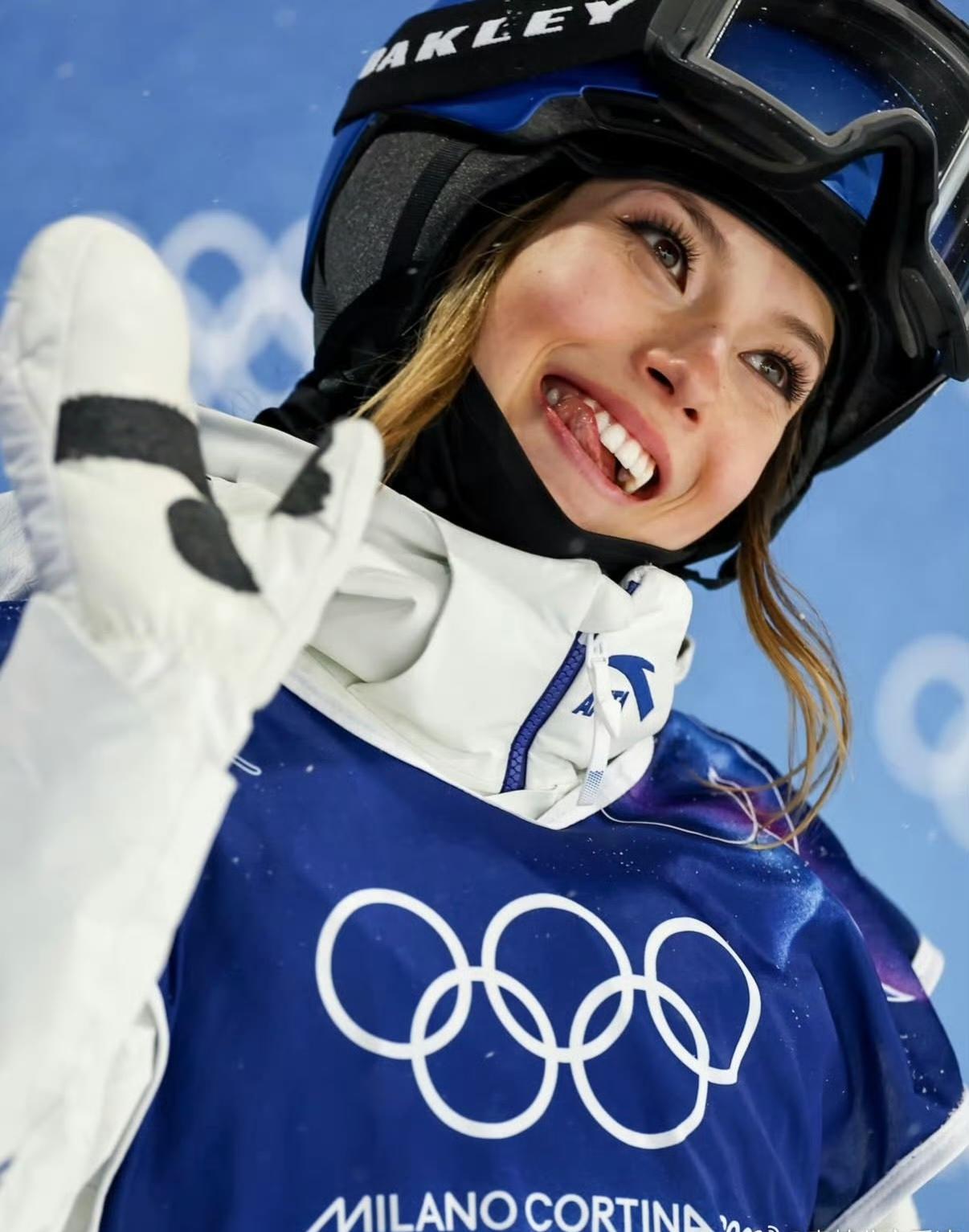 谷爱凌绝处逢生！如果米兰的天不开晴，将按预赛成绩颁奖，谷爱凌将无缘奖牌。
22日