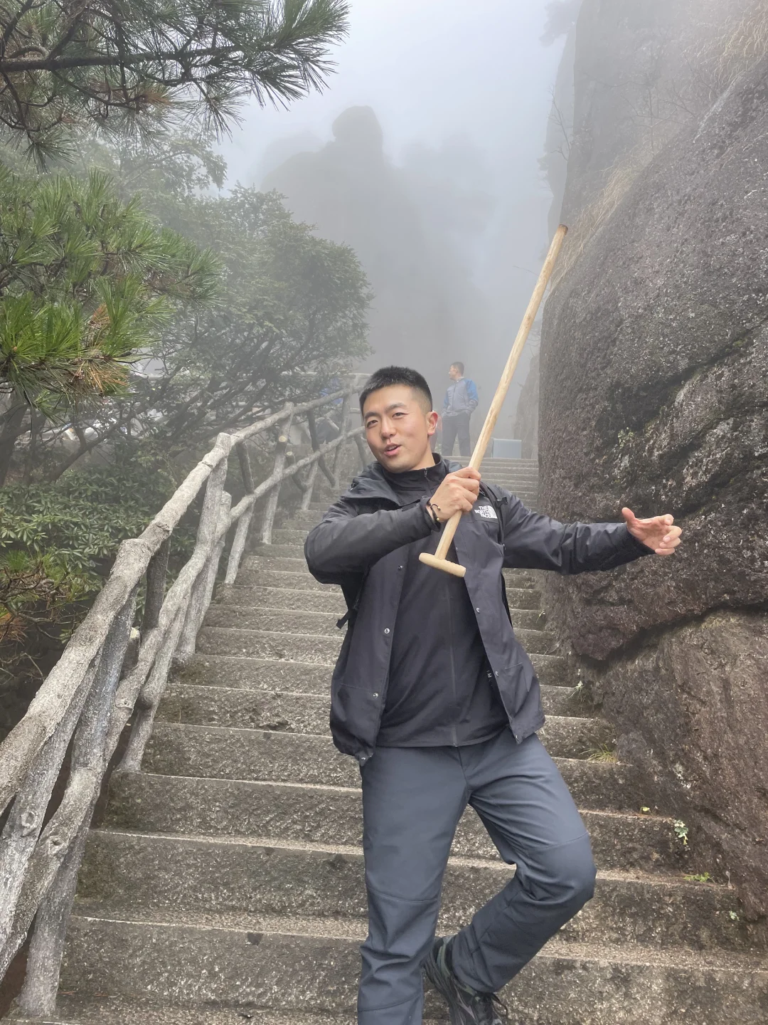 很傻很开心