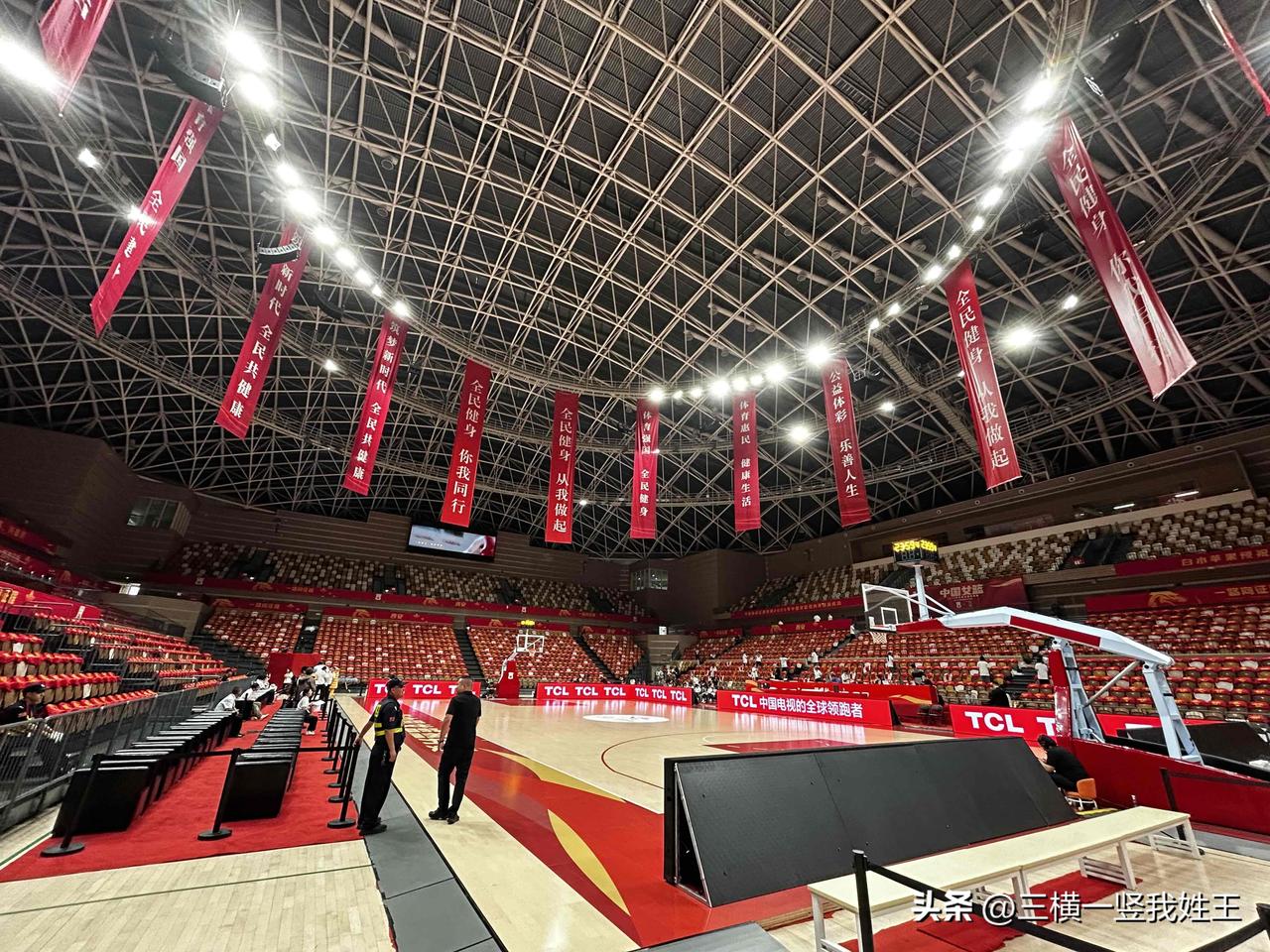 中国女篮来西安啦！张子宇随队。
9月17、18日两天，中国女篮将在西安进行两场热