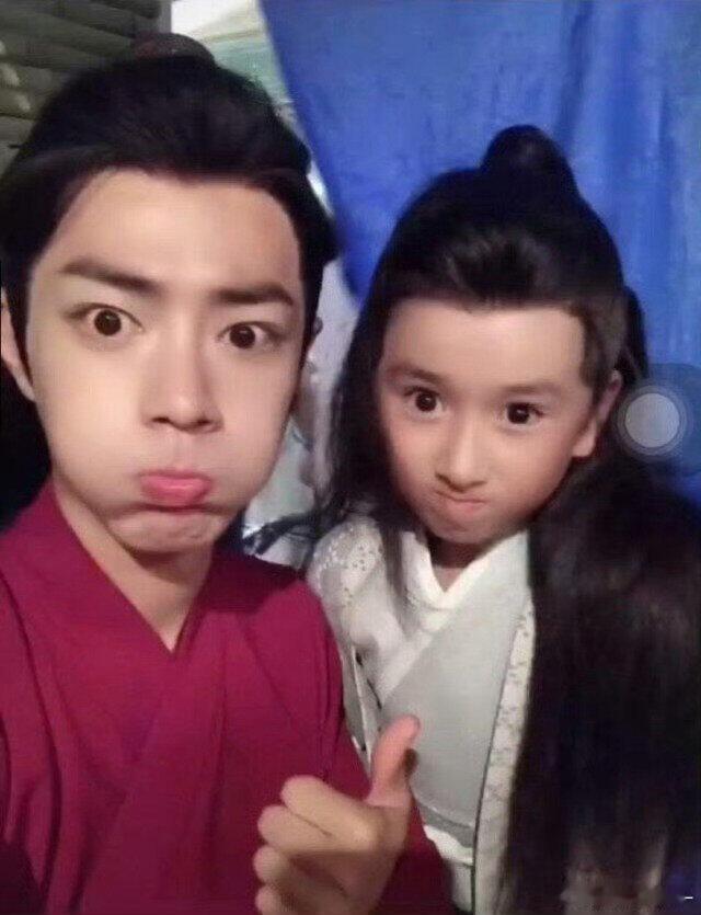 比可爱吗 那你赢了呀！好萌哦 嘟嘟嘴[亲亲][亲亲] ​​​