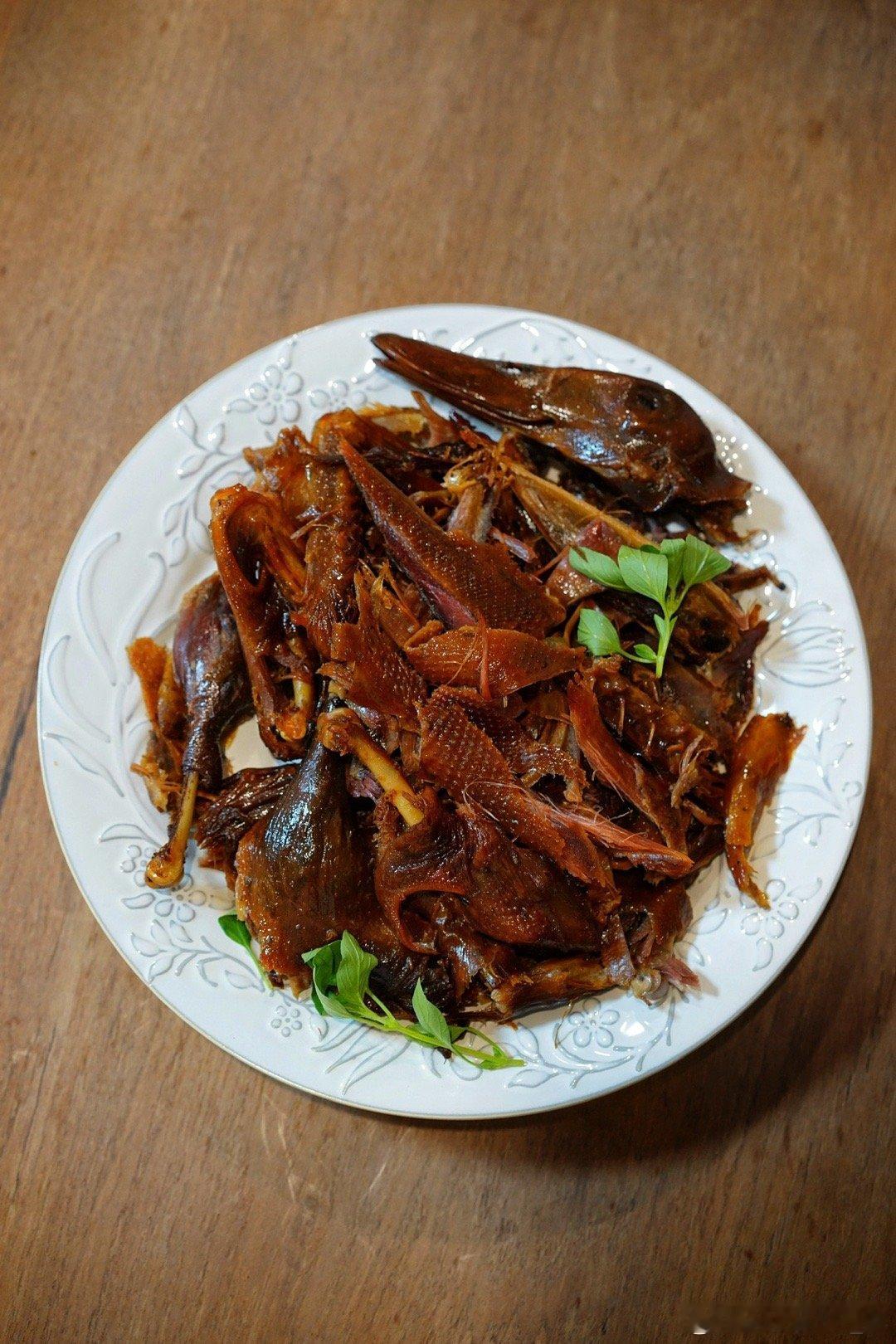 潮汕家常菜竹荪三鲜汤荔枝木熏鸭苦瓜豆豉花生油炒蛋豆酱肉沫炒蛋我的生活in记我的日
