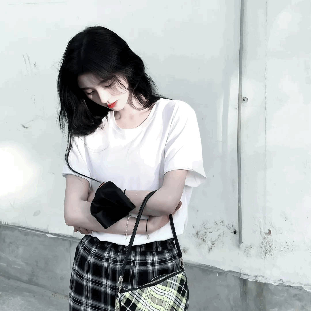 鞠婧祎  jjy鞠婧祎来战jjy鞠婧祎阿黛与你同行的雨季 无伞也笑语晏晏