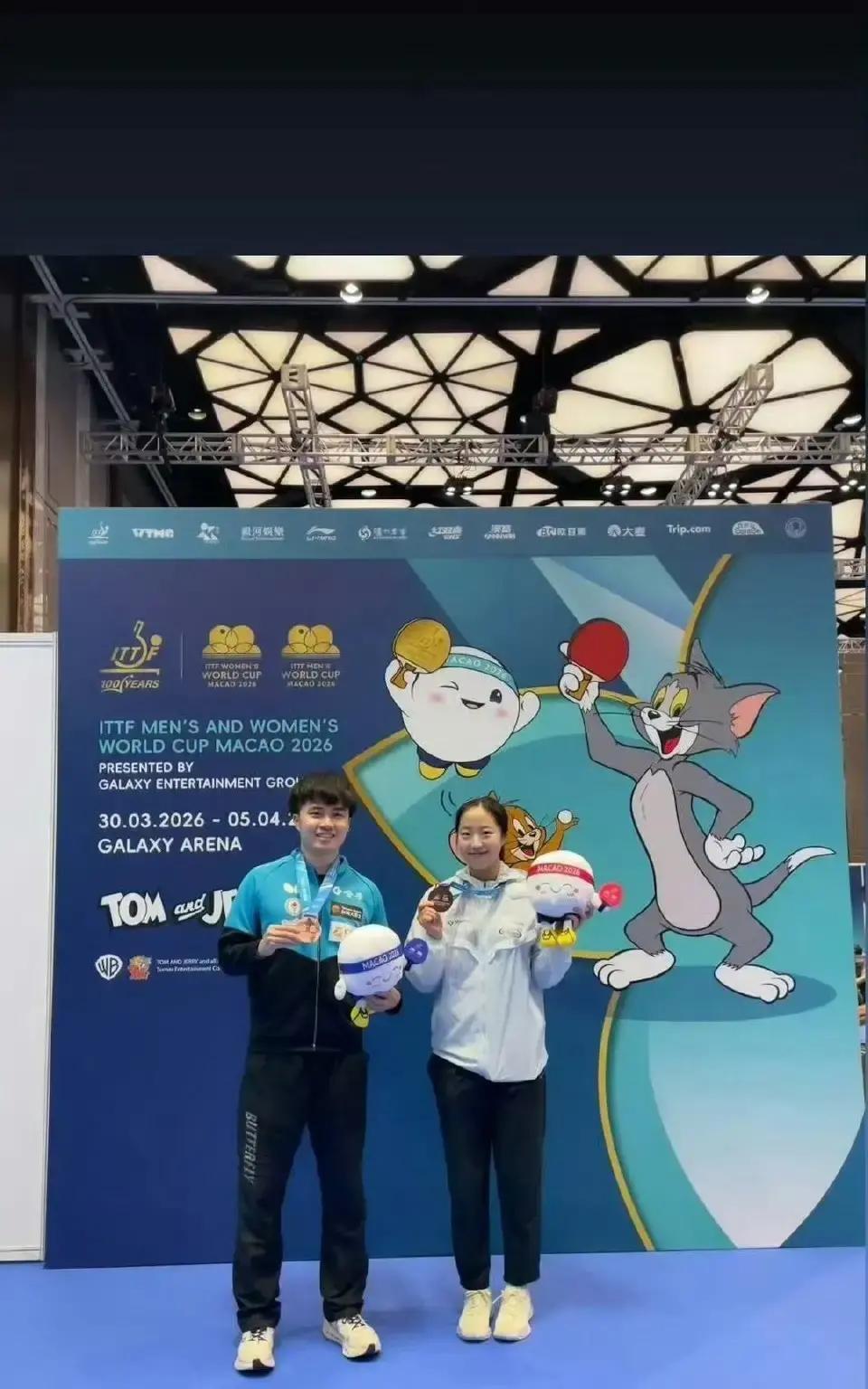 澳门世界杯落幕后 申裕斌这张合照引全网热议
刚收官的澳门乒乓球世界杯，除了冠亚军