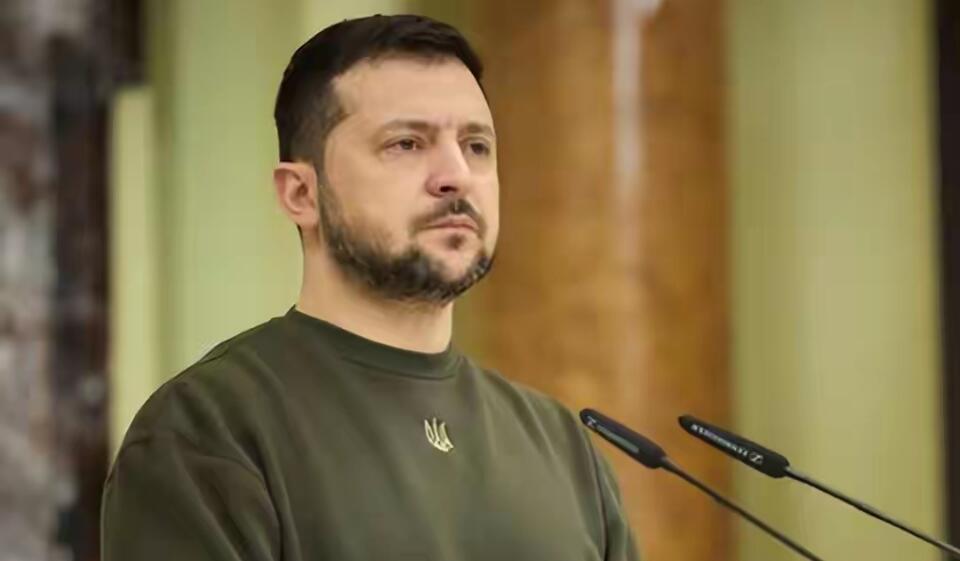 国际“叫阵”当回归法治与主权正途！
近日，车臣领导人卡德罗夫回应乌克兰总统泽连斯