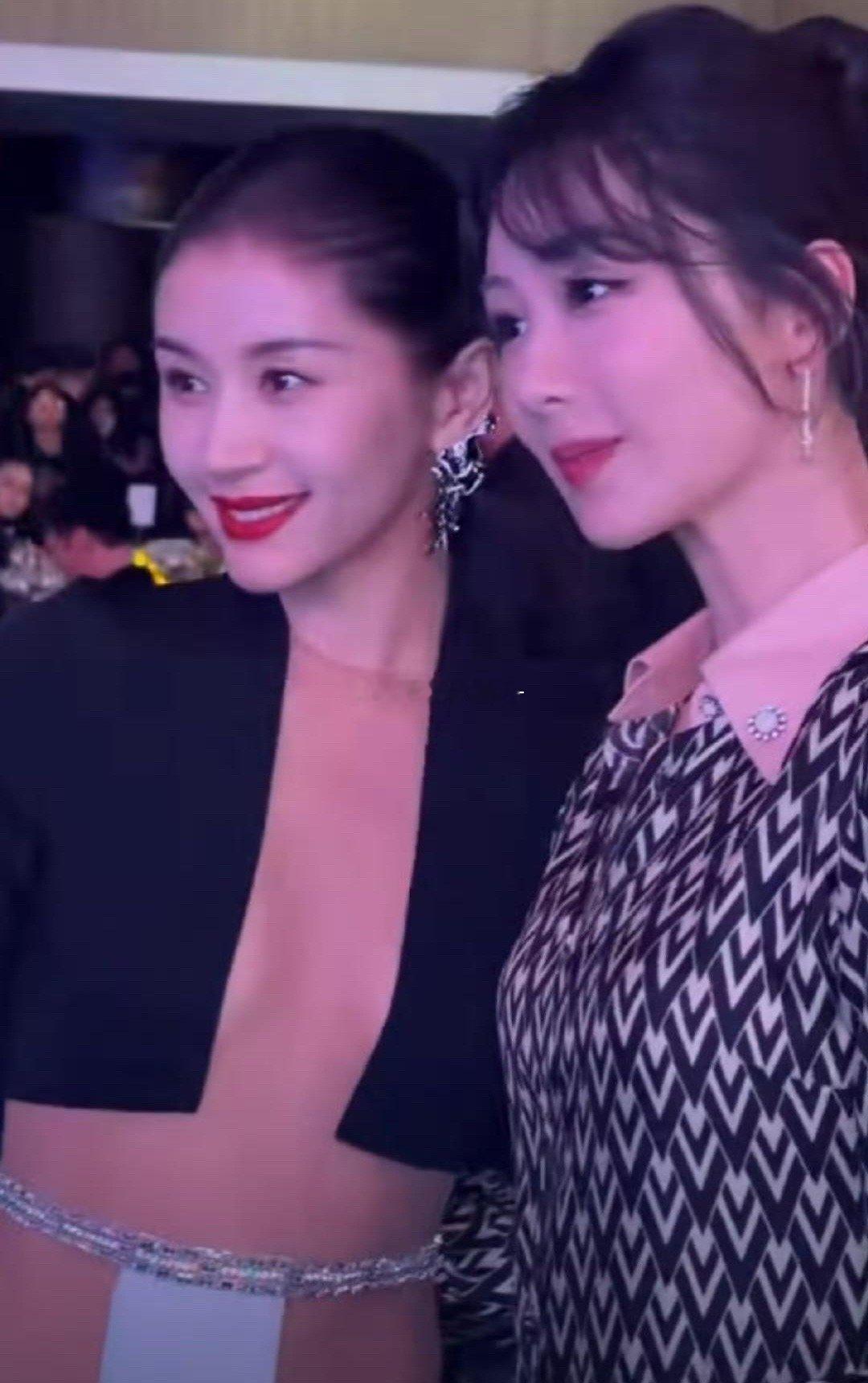 杨紫和王子文拥抱，梦回《欢乐颂》小蚯蚓和曲筱绡 