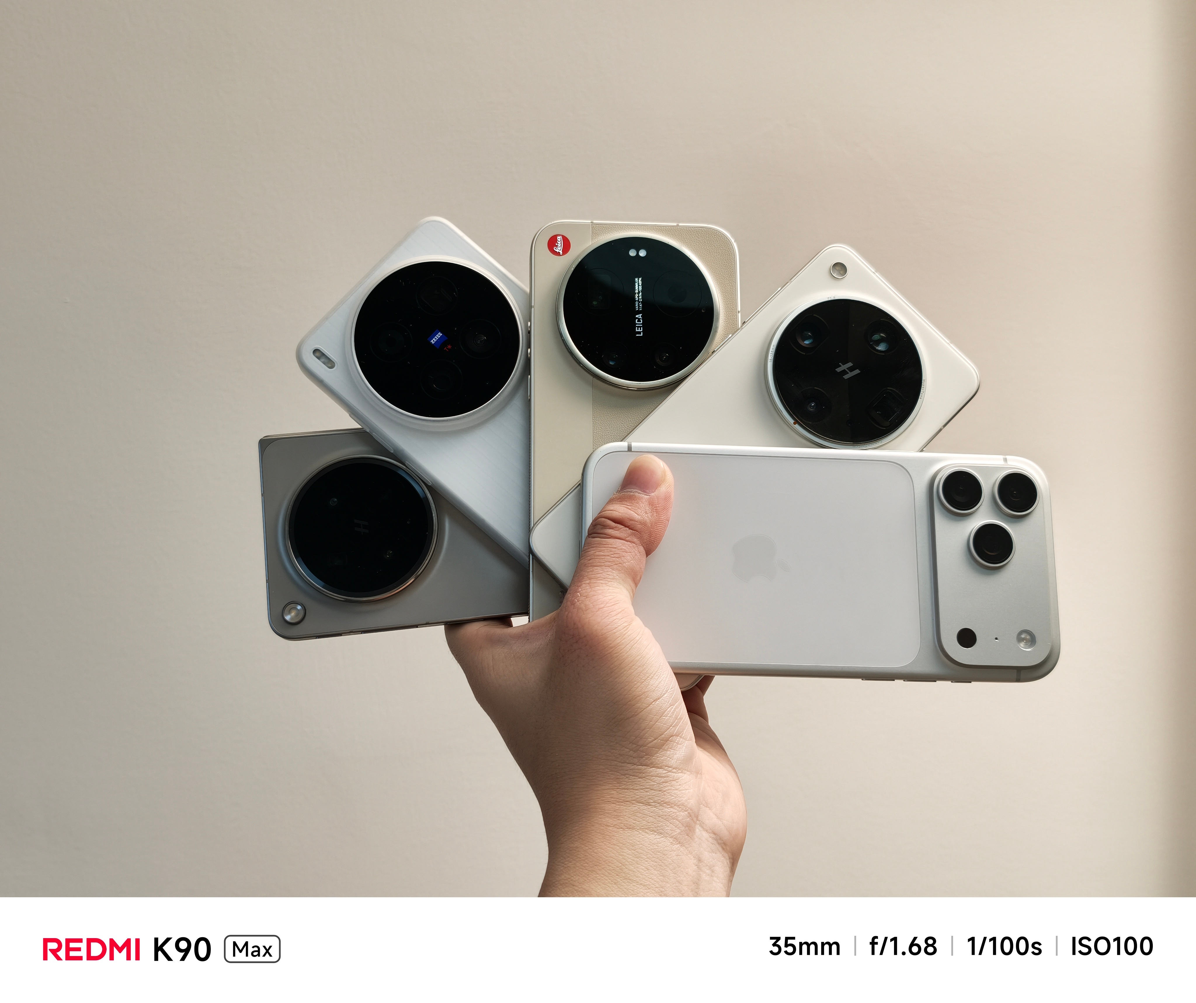 妈的太疯狂了，今天出门兜里+包里一共带了 6 台手机+1 台笔记本。。。这就是数