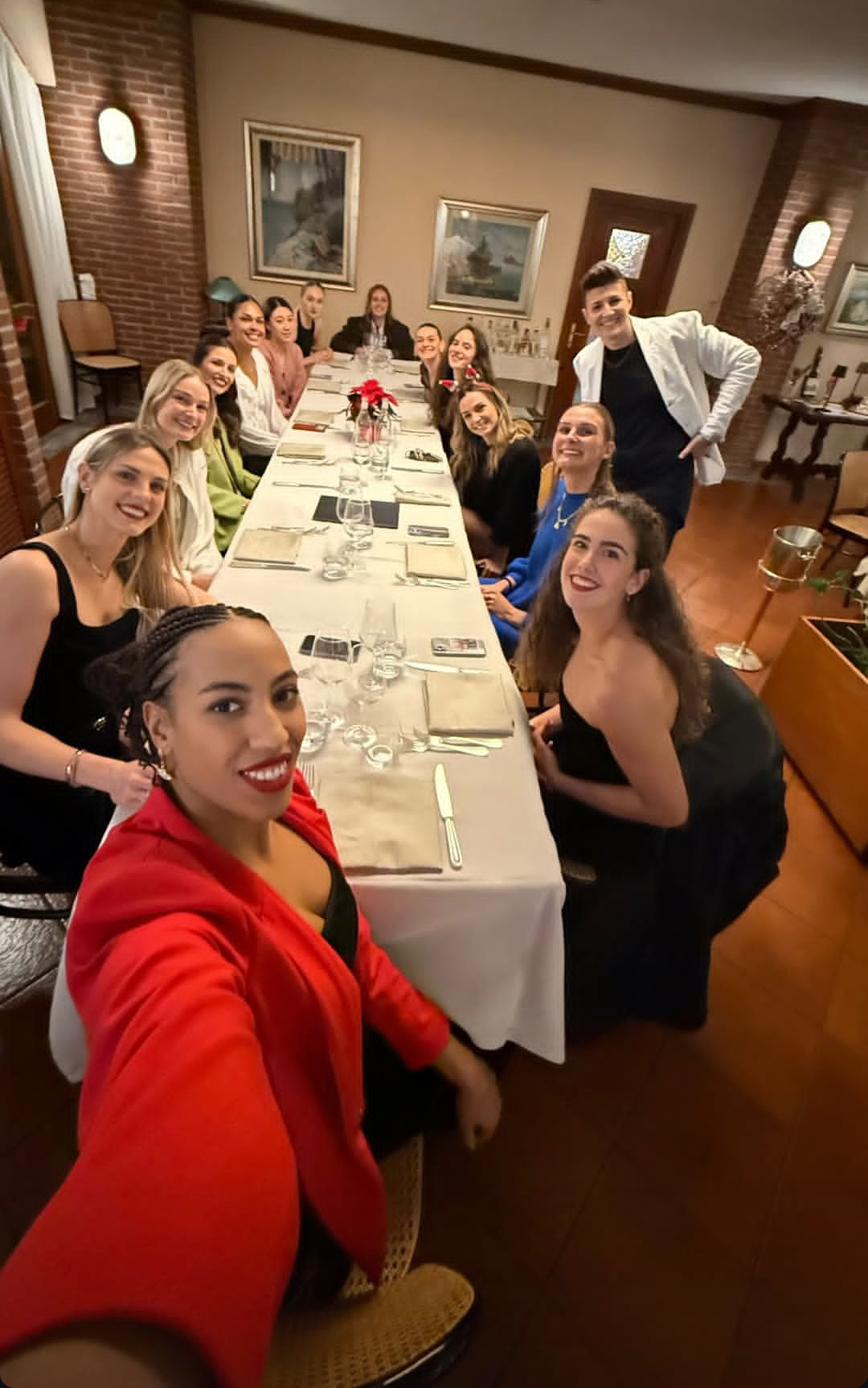 球队团建，石川真佑这次没被挡！ 