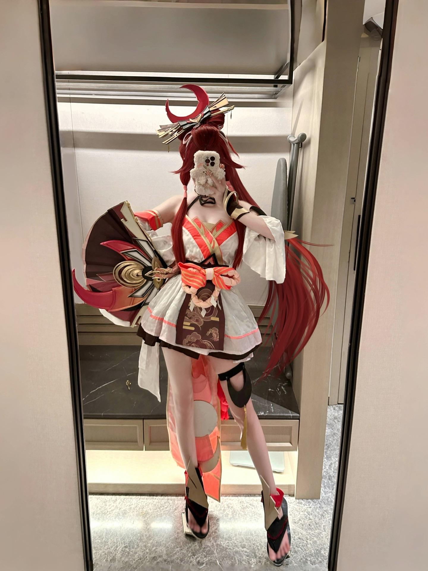 不是要贴贴吗 怎么出了抵抗鞋